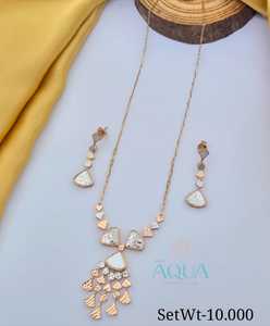 Collier Mangalsutra de luxe en or 22 carats avec pendentif floral et chaîne de perles noires, bijoux indiens pour mariage, fiançailles et fêtes pour femmes 12.310 - Product Image 3