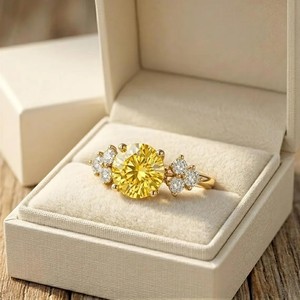 Bague en or massif 10K 14K 18K certifiée IGI, couleur DEF, clarté VS VVS, style sept pierres, diamant rond jaune cultivé en laboratoire - Product Image 5
