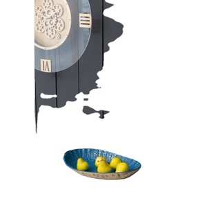 Bol de service ovale en métal de haute qualité bleu texturé intérieur or extérieur Accent décoratif unique pour la salle à manger et la décoration intérieure - Product Image 1