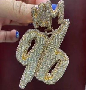 สร้อยคอจี้ตัวอักษรพรีเมียม ชุบทอง 14K ประดับคริสตัลไรน์สโตนแบบไมโครอินเซ็ต สไตล์ฮิปฮอป ของขวัญสำหรับทุกเพศ - Product Image 1