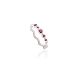 18K Yellow Gold Ruby Wavy <b>Dainty</b> Gemstone <b>Ring</b> - Product Image 5