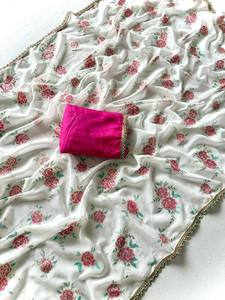 Magnifique ensemble sari et chemisier en Georgette aux couleurs éclatantes avec imprimé Gulab et bordure multicolore en perles, pour femme - Product Image 5