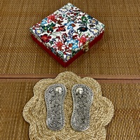 Artisanat métallique fait main, plaqué argent, CHARAN PADUKA avec emballage en boîte royale
