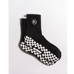Calcetines de Pilates con Logotipo Personalizado, Calcetines Negros hasta el Tobillo con Suela a Cuadros Antideslizante, Mezcla de Algodón para Mujer, Uso Diario, Estilo Regular - Product Image 1