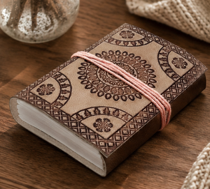 Libreta/Agenda Organizadora de Cuero Marrón al por Mayor con Nuevo Diseño y Tira Adhesiva, Logotipo Personalizable - Product Image 1