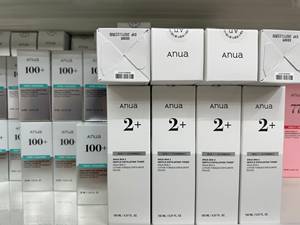 Suero Facial Coreano con Niacinamida 10 + TXA 4, 30 ml, Hidratante Líquido para el Cuidado de la Piel - Product Image 3