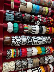 กำไลข้อมือเรซิ่นทำมือ น้ำหนักเบา แฟชั่นเครื่องประดับข้อมือสำหรับผู้หญิง สวมใส่ได้ทุกวัน ของขวัญสำหรับงานปาร์ตี้ ของที่ระลึก ของชำร่วย - Product Image 4