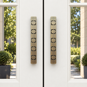 SHUBHAM Tirador de Puerta de Metal de 12 Pulgadas con Acabado de Latón Antiguo y Diseño Geométrico Recortado, Tirador Decorativo para Muebles - Product Image 2