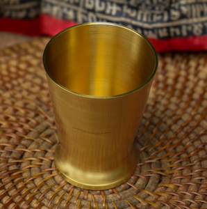 Verres à vin ronds en laiton de qualité supérieure, design tendance, idéaux pour le vin. - Product Image 6