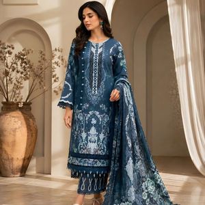 Conjunto de dos piezas de algodón estampado de alta calidad con dupatta de algodón puro, ropa étnica de diseñador, precio mayorista de Royal Exports - Product Image 5