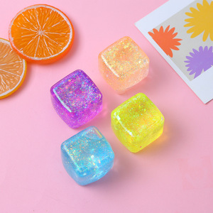 CHENXI - Juguete Sensorial Antiestrés de Gelatina con Forma de Copos de Nieve, 5.5 cm, Colorido, para Aliviar el Estrés - Product Image 5