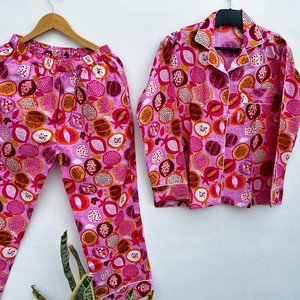Pyjama tendance pour femmes à imprimé animal, pyjama en coton à manches longues, pyjama long et doux, vêtements de nuit à imprimé animal - Product Image 1