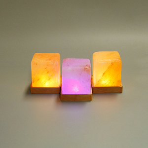 Lampe en sel rose de l'Himalaya de qualité supérieure, naturelle, brute, moderne, lumière de table, éclat chaud, inspirée du Feng Shui, décoration d'intérieur - Product Image 3