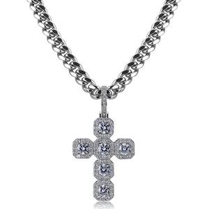 Colgante de Cruz Hindú de Lujo con Piedras de Moissanita de Corte Brillante, Chapado en Rodio, Plata 925, Joyería Unisex para Uso Diario - Product Image 3