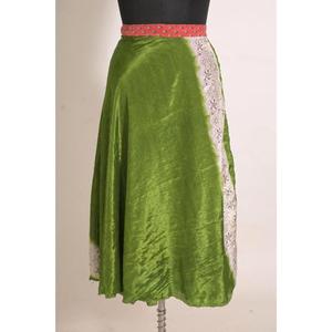 Jupe longue en soie imprimée florale vintage faite à la main pour femmes, personnalisée, marque Lavinas, Rajasthan, lavable - Product Image 2