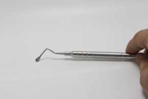 Cureta ósea manual Lucas Explorer 88 con mango hueco para uso médico hospitalario en ORL, Meditech Industry MI-6-105 - Product Image 4