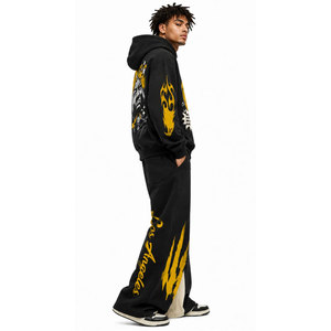 Ensemble jogging deux pièces vintage personnalisé : sweat à capuche et pantalon de survêtement, imprimé DTG, coupe évasée, effet délavé soleil et délavé à l'acide pour hommes - Product Image 3