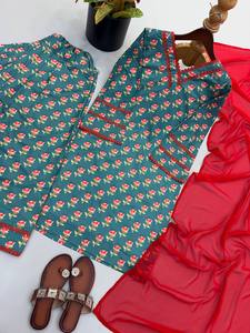 Nuevo Conjunto Salwar de Diseño para Mujer, en Crepé Natural Elástico, de Secado Rápido, Reversible, Antiarrugas, con Estampado Digital, Corte Regular - Product Image 4