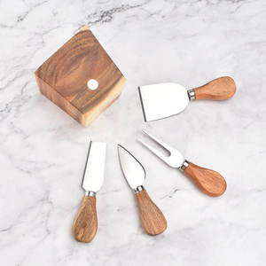 Ensemble d'accessoires pour plateau de charcuterie en acier inoxydable : coupe-fromage, fourchette, spatule, couteau – Écologique, compatible lave-vaisselle, magnétique - Product Image 5