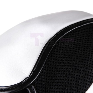 Protège-mains de boxe en cuir professionnels pour un confort optimal, construction légère, matériaux durables, utilisation hivernale - Product Image 5