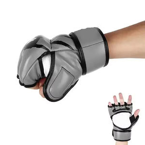 Gants d'entraînement MMA UFC gris mat noir 7oz – Gants d'entraînement MMA 7oz avec fonctionnalités de sparring et grappling pour la boxe, le Muay Thai et le sac de frappe - Product Image 4
