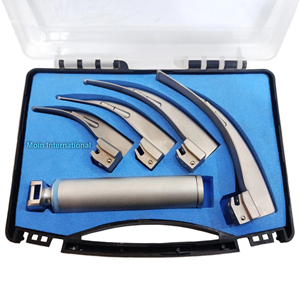 Juego de 4 Laringoscopios con Mango y Estuche – Kit de Laringoscopio Médico de Acero Inoxidable para Manejo de las Vías Respiratorias e Intubación - Product Image 3