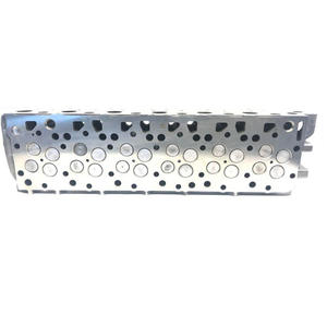 Nueva Cabeza de Cilindro DT466 de 24 Válvulas con Guías, Piezas de Motor para Navistar 1881851C1 - Product Image 1