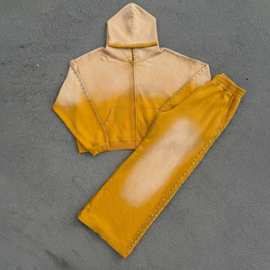 Conjunto de Sudadera con Capucha y Pantalones Deportivos Acampanados Blancos con Efecto Desgastado para Hombre, Estilo Urbano - Product Image 1