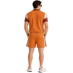 Conjunto de Camiseta Polo y Pantalones Cortos para Hombre en Naranja Quemado Personalizado, Diseño de Cuello y Bolsillo en Contraste, Atuendo Casual de Verano de Dos Piezas con Logotipo Personalizado - Product Image 2