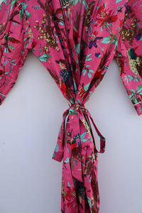 Bata Kimono de Algodón Suave y Transpirable con Estampado de Dibujos Animados Naaz Textile para Mujer, Camisón de Verano Hecho a Mano ODM con Cuello en V y Cintura Elástica - Product Image 5