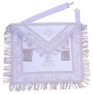 Tablier blanc brodé main de maître maçon de la Loge Bleue, Régalia maçonnique artisanale Ventoria Enterprises, best-seller - Product Image 1
