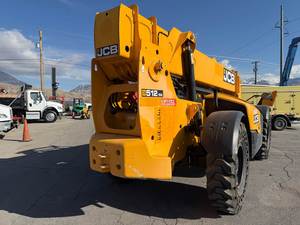 Manipulador Telescópico JCB 512-56 / 512-26TC Usado - Alcance de 17 m, Capacidad de 5.443 kg, Ruedas de Goma/Nylon/PU para Múltiples Terrenos - Product Image 4