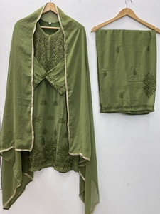 Traje Salwar Verde Bordado con Dupatta, Corte Holgado, Ropa Tradicional para Mujer, Atuendo Casual Indio-Pakistaní - Product Image 6