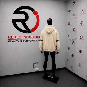 Vente en gros Sweat à capuche oversize beige brodé avec poche, motif graphique intégré, en coton molletonné épais respirant, style décontracté - Product Image 4