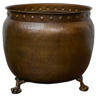 Pot de fleurs vintage en cuivre avec poignées en laiton en forme de tête de lion et pot à pieds en forme de chaudron pour la décoration de la maison et du jardin
