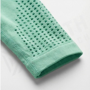 Leggings de yoga sans couture pour femme, avec logo personnalisé, élastiques, pour la gym, l'entraînement, le fitness, les mouvements sportifs et les vêtements de sport - Product Image 6