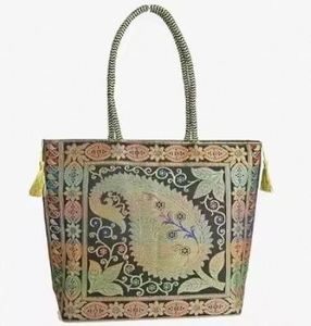 Bolsa de Mano Casual de Brocado con Hilo Dorado para Recuerdo de Boda, con Cierre de Cremallera, Elegante Bolsa de Seda para Mujer a Precio de Mayoreo - Product Image 1