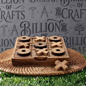 Jeu de société Tic Tac Toe en bois fait main, plateau carré, jeu familial, jouet de voyage, décoration d'intérieur, cadeau - Product Image 1