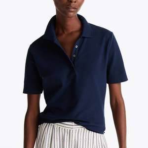 Wholesale Comfortable Breathable Fitness <b>Polo</b> for <b>Women</b> Activewear <b>Polo</b> T <b>Shirt</b> Custom Short Sleeve Gym Wear - Product Image 3