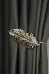 Sujetador de cortina con diseño de hoja simple, organizador de cortinas, adecuado para ventanas de habitaciones de hotel, estilo artesanal, hecho en India. - Product Image 4