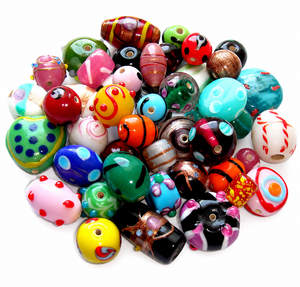 Perles en verre soufflé à la main, artisanales, de différentes tailles et couleurs mélangées, pour la fabrication de bracelets, colliers, boucles d'oreilles, bijoux et artisanat. - Product Image 1