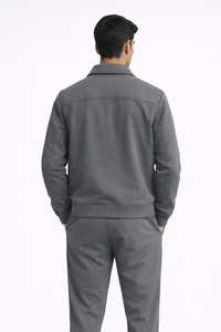 Conjunto de Chaqueta Casual y Pantalones de Salón para Hombre en Gris Carbón Premium, con un Estilo Moderno y Minimalista, Diseñado para una Comodidad Refinada - Product Image 3