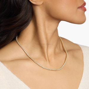 Collier tennis de luxe en diamant de laboratoire taille ronde, serti clos en or jaune 14K, certifié IGI, collier ras-du-cou - Product Image 1