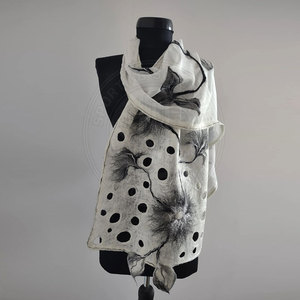 Pañuelo de seda elegante con estampado, accesorio para el guardarropa diario, ropa de oficina y estilo de viaje. - Product Image 5