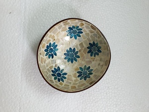 ชุดชามเปลือกมะพร้าวขัดเงาแบบคลาสสิก ทำมือ เป็นมิตรกับสิ่งแวดล้อม น้ำหนักเบา ย่อยสลายได้  พร้อมลายดอกไม้ที่ปรับแต่งได้ - Product Image 3