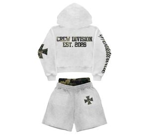 Conjunto de Sudadera con Capucha y Pantalones Cortos de Mezclilla Personalizados al por Mayor, Estampado Gráfico Desgastado, Estilo Urbano Vintage, Conjunto de Dos Piezas para Hombre - Product Image 6