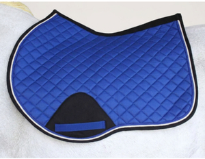 Équipement Équestre en Gros : Tapis de Selle pour Cheval |   Tapis de selle d'équitation respirant avec bordure en fausse fourrure |   Équipement d'équitation en gros - Product Image 2