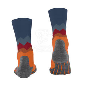 Chaussettes de sport de haute qualité, matériau anti-humidité, garde les pieds au sec et confortables, adaptées à la saison printanière - Product Image 2