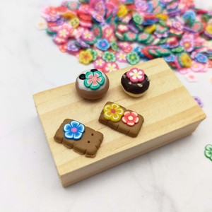 Mini tranches de fleurs en pâte polymère pour maison de poupée, artisanat miniature, accessoires pour nail art, pour les 14 ans et plus. - Product Image 2