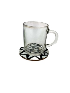 Assiette à thé exclusive en nacre faite à la main avec sous-verres assortis Ensemble décoratif de luxe pour café, thé et expérience culinaire - Product Image 2